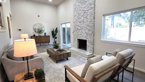 Living - 37856 Bright Cmn, Fremont, CA 94536 photo 3 of 5