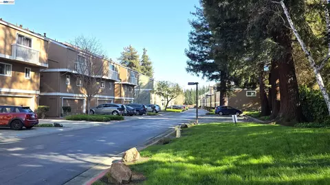 Exterior - 37856 Bright Cmn, Fremont, CA 94536 photo 5 of 5