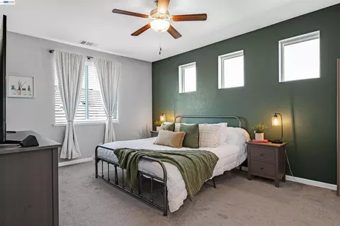 Bedroom - 1589 Friendly, Manteca, CA 95337 photo 6 of 15
