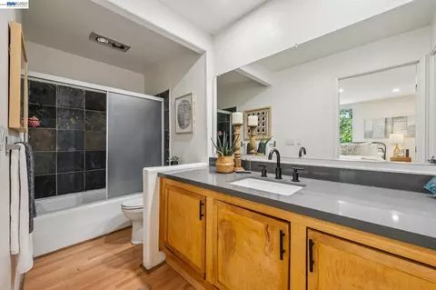 2700 Le Conte Ave #406, Berkeley, CA 94709 photo 18