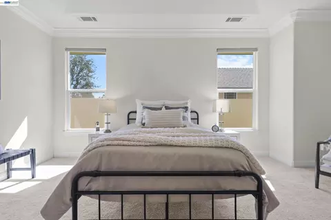 Bedroom - 2110 Cadjew St, Redding, CA 96003 photo 3 of 11