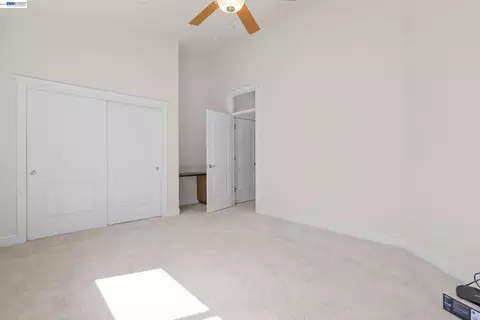 Bedroom - 2110 Cadjew St, Redding, CA 96003 photo 5 of 11