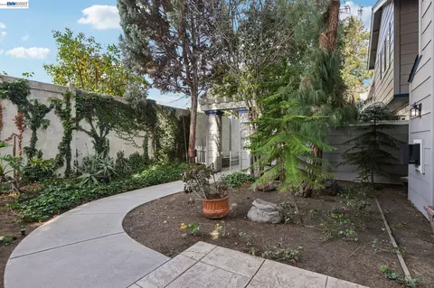 Exterior - 2159 Walsingham Ct #62, Tracy, CA 95376 photo 4 of 8