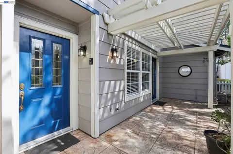 Exterior - 2159 Walsingham Ct #62, Tracy, CA 95376 photo 1 of 8