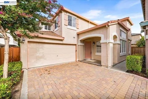 2042 Dahlia Cmn, Livermore, CA 94551