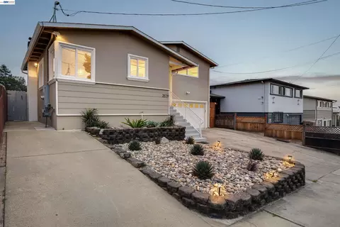 2579 Jacobs St, Hayward, CA 94541 photo 2