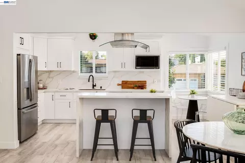 2579 Jacobs St, Hayward, CA 94541 photo 9