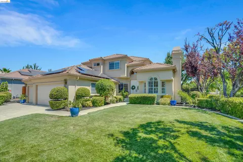 Exterior - 805 Devonshire Loop, Brentwood, CA 94513 photo 10 of 15