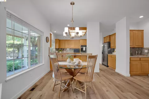 Dining - 805 Devonshire Loop, Brentwood, CA 94513 photo 2 of 2