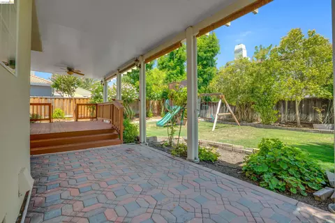 Exterior - 805 Devonshire Loop, Brentwood, CA 94513 photo 3 of 15