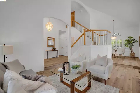 Living - 805 Devonshire Loop, Brentwood, CA 94513 photo 1 of 5