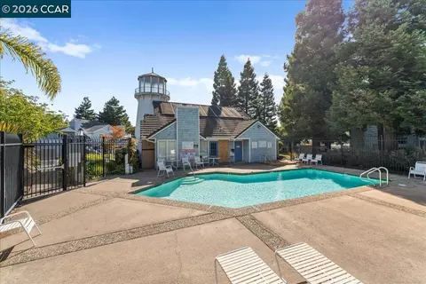 Exterior - 401 Lighthouse, Vallejo, CA 94590 photo 4 of 4