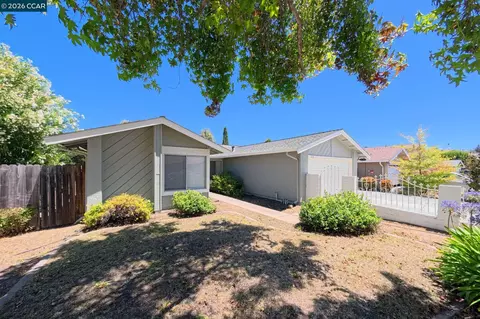 1200 Skyline Dr, Vallejo, CA 94591 photo 1