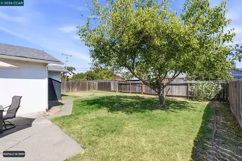 Exterior - 1548 James St, Fairfield, CA 94533 photo 11 of 13
