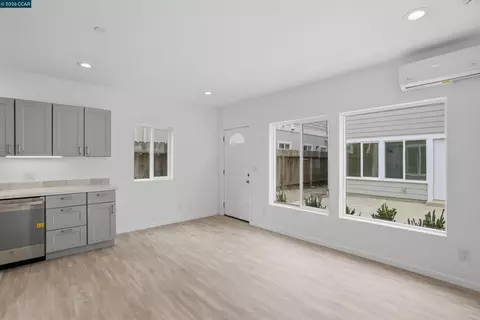 Living - 1232 York St, Richmond, CA 94801 photo 5 of 5