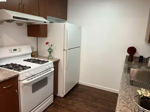 989 Franklin St #307, Oakland, CA 94607 photo 4