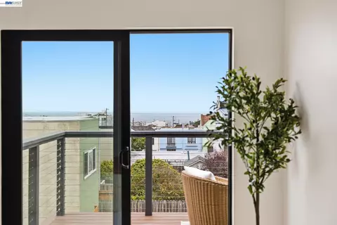 View/Area - 1783 40th Ave, San Francisco, CA 94122 photo 2 of 9