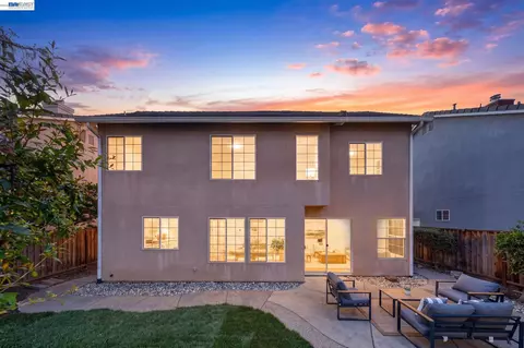 Exterior - 914 Arrowtail Ter, Fremont, CA 94536 photo 4 of 8