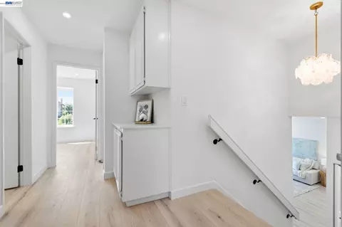 Entry Way - 935 Granite Ct, Martinez, CA 94553 photo 1 of 4