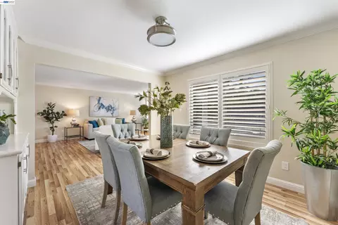 Dining - 23110 Los Ranchos Dr, Tracy, CA 95304 photo 2 of 2