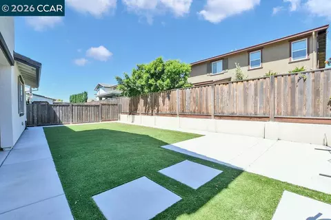 Exterior - 622 Marathon Dr, Oakley, CA 94561 photo 2 of 6