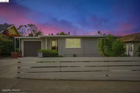 800 Payne Dr, Richmond, CA 94806 photo 1