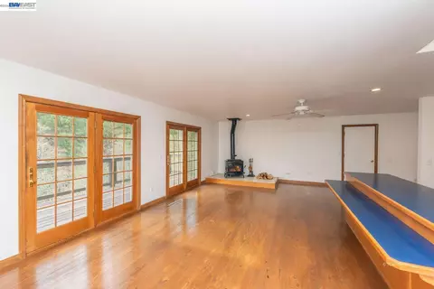 Living - 540 Lost Brg, Lewiston, CA 96052 photo 3 of 4