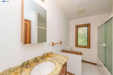 Bath - 540 Lost Brg, Lewiston, CA 96052 photo 1 of 2