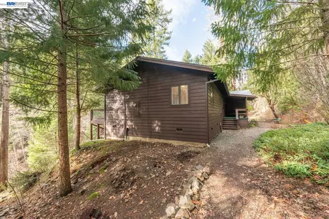 Exterior - 540 Lost Brg, Lewiston, CA 96052 photo 12 of 18