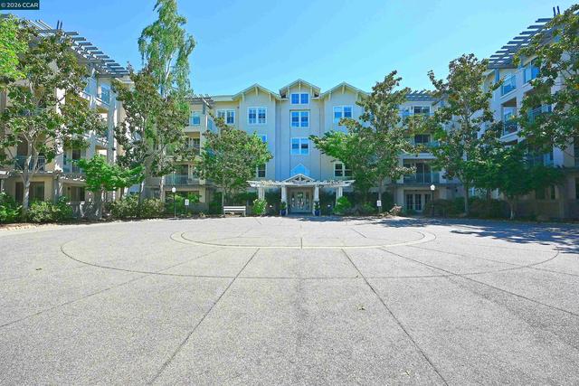 1840 Tice Creek Dr #2345, Walnut Creek, CA 94595