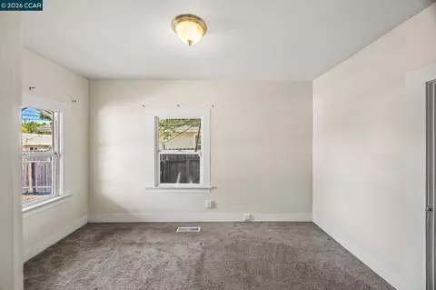 Bedroom - 149 W 11th St, Pittsburg, CA 94565 photo 3 of 3
