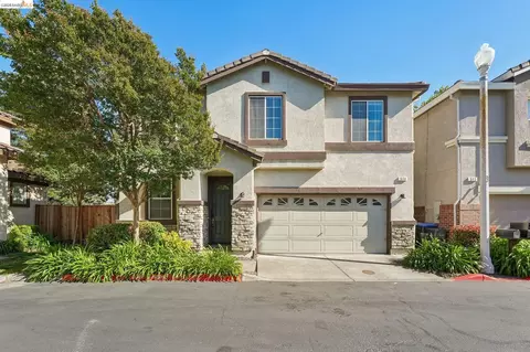 514 Frogs Leap Ct, Fairfield, CA 94534