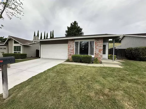 4565 Wildcat Ln, Concord, CA 94521 photo 1