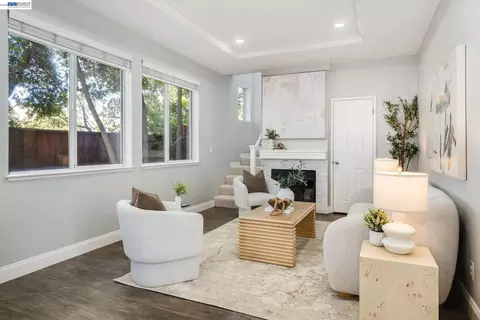 Living - 25528 Conley Downs Dr, Castro Valley, CA 94552 photo 1 of 3