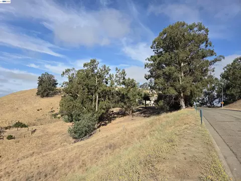 27907 Dobbel Ave, Hayward, CA 94542 photo 7