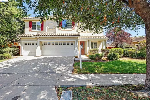 541 Coconut St, Brentwood, CA 94513