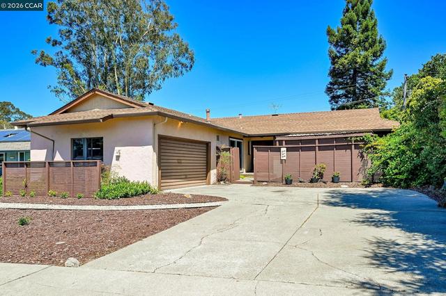 4440 Meadowbrook Dr, Richmond, CA 94803