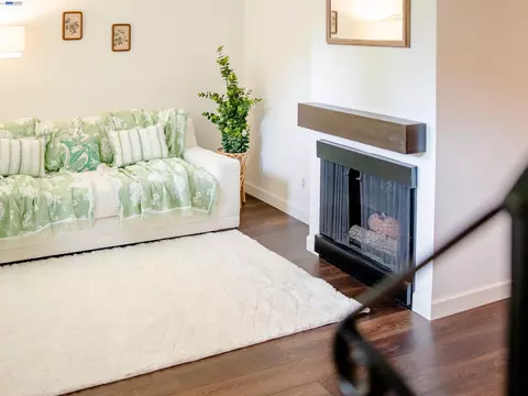 3241 Marlene Dr, Lafayette, CA 94549 photo 3
