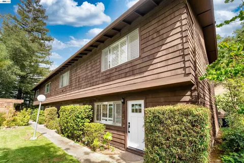 3241 Marlene Dr, Lafayette, CA 94549 photo 1