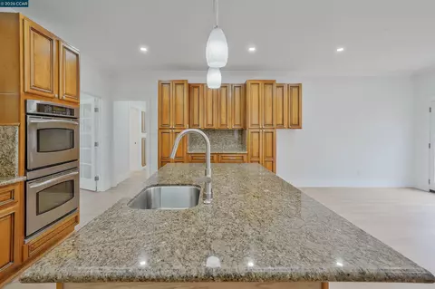 Kitchen - 1164 Morello Ave, Martinez, CA 94553 photo 4 of 5