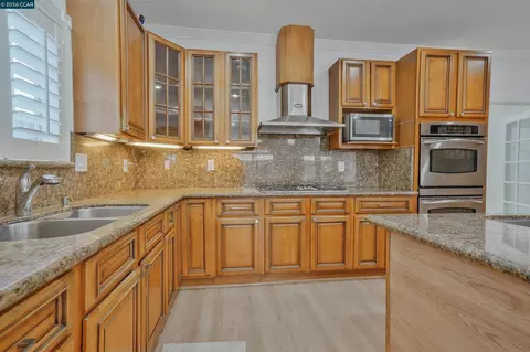 Kitchen - 1164 Morello Ave, Martinez, CA 94553 photo 1 of 4