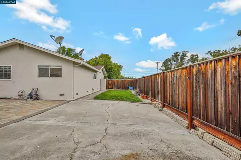 Exterior - 1164 Morello Ave, Martinez, CA 94553 photo 9 of 10