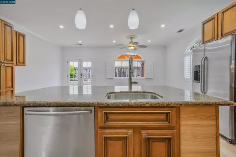 Kitchen - 1164 Morello Ave, Martinez, CA 94553 photo 3 of 5