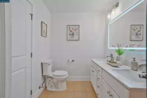 Bath - 1164 Morello Ave, Martinez, CA 94553 photo 3 of 6