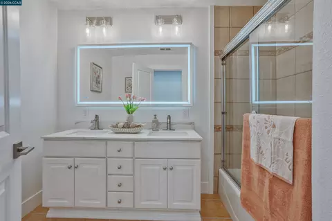 Bath - 1164 Morello Ave, Martinez, CA 94553 photo 1 of 6