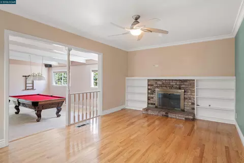 Living - 1250 Rolling Hill Ct, Martinez, CA 94553 photo 7 of 8