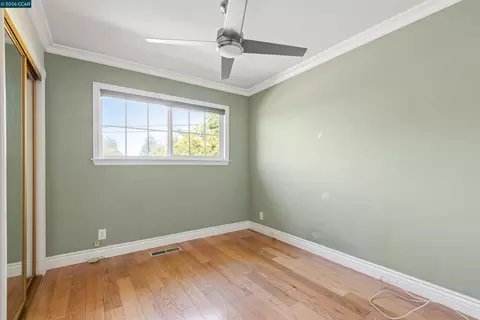 Bedroom - 1250 Rolling Hill Ct, Martinez, CA 94553 photo 6 of 10