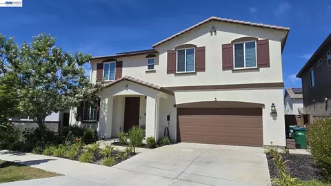 10007 Baltisan Ln, Stockton, CA 95219