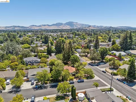 View/Area - 1810 3rd Ave, Walnut Creek, CA 94597 photo 5 of 6