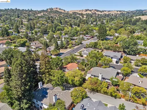 View/Area - 1810 3rd Ave, Walnut Creek, CA 94597 photo 4 of 6